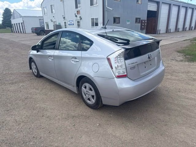 2010 Classic Silver Metallic Toyota Prius I FWD Hatchback