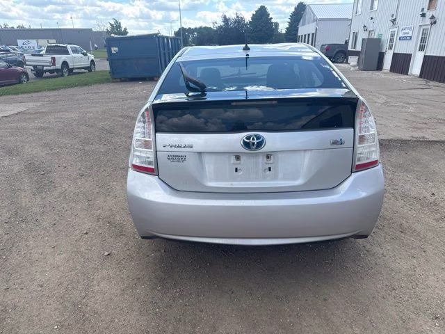 2010 Silver Toyota Prius III FWD Hatchback
