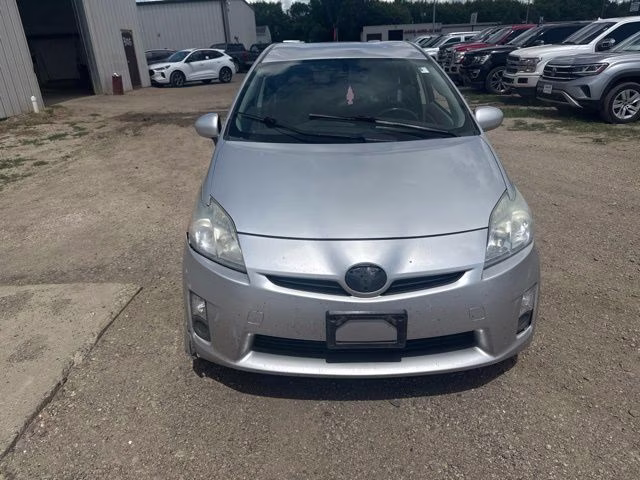 2010 Silver Toyota Prius III FWD Hatchback