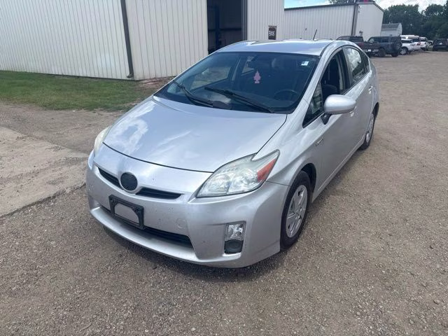 2010 Silver Toyota Prius III FWD Hatchback