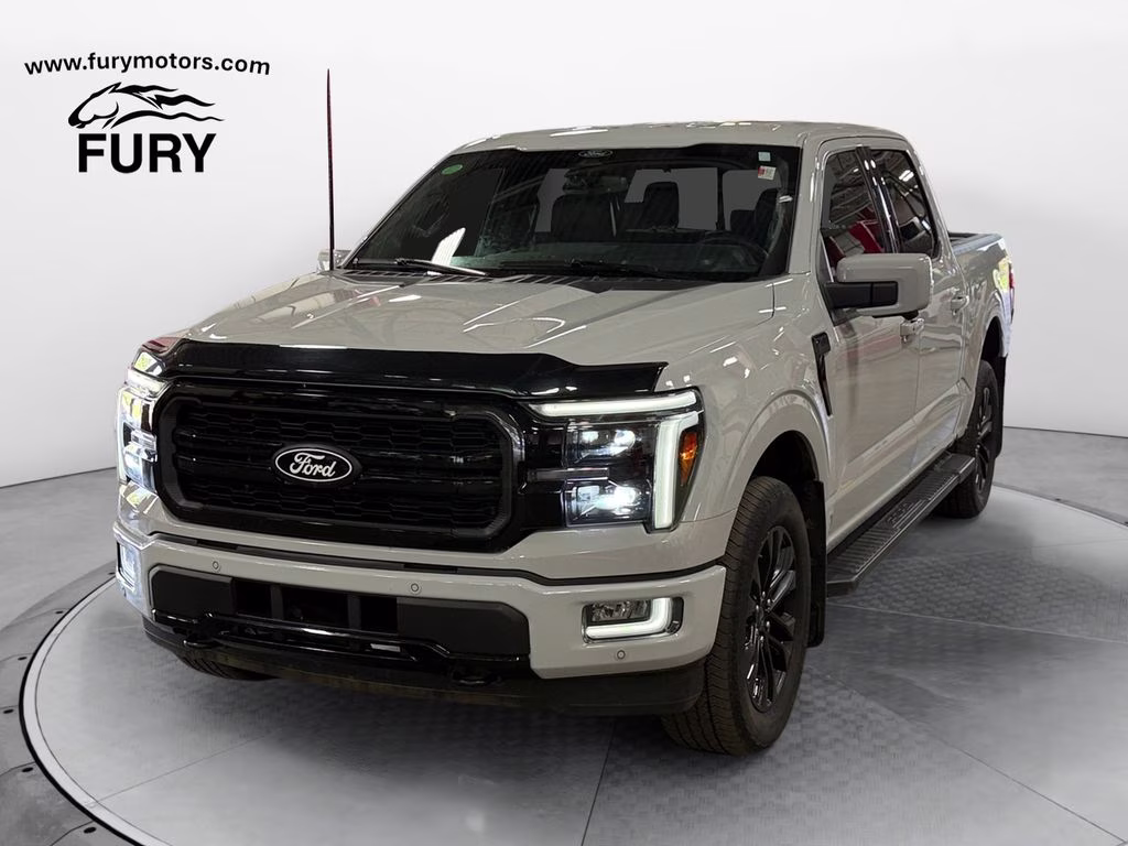 2024 Avalanche Gray Ford F-150 Lariat FX4 Black Appearance w/Tow Pkg 4X4 Truck
