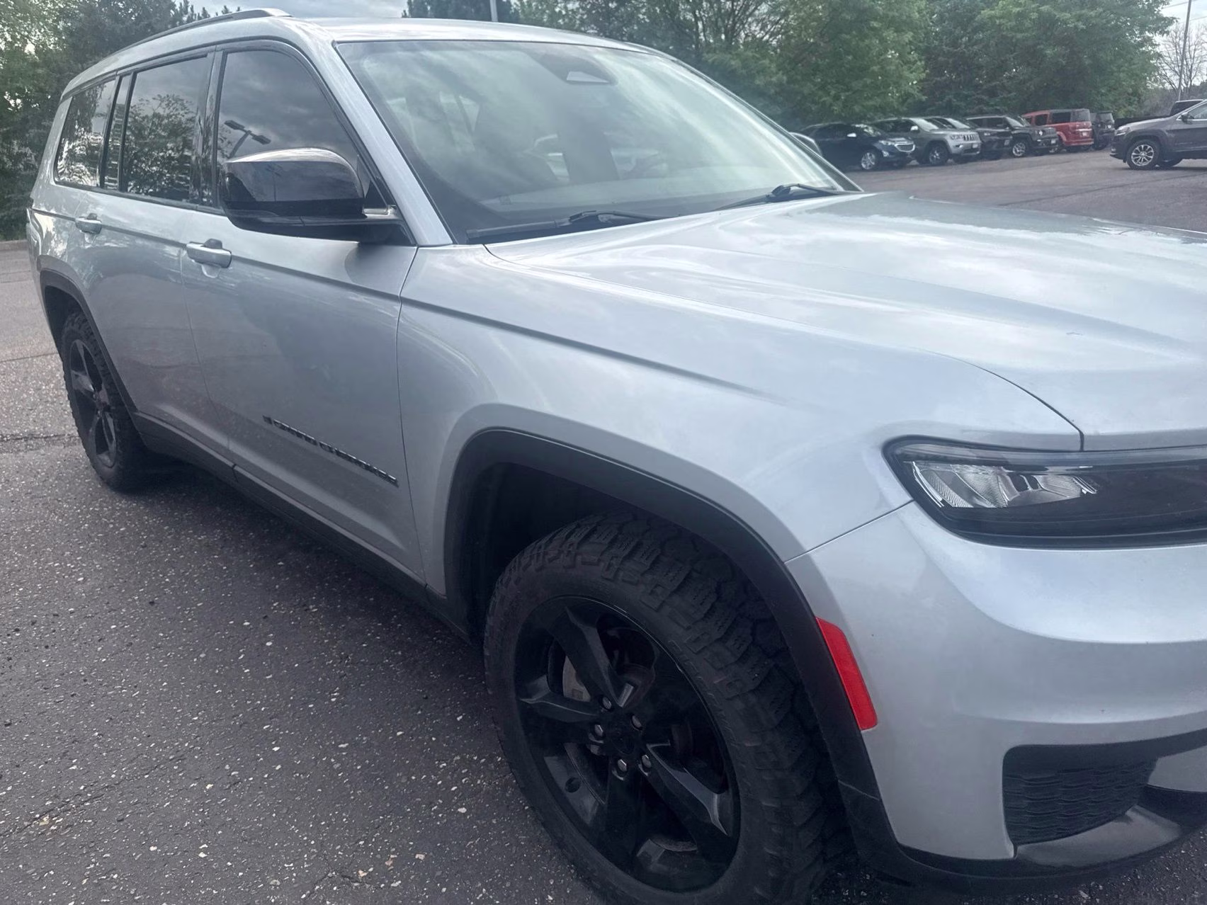 2023 Silver Zynith Jeep Grand Cherokee L Altitude 4X4 SUV