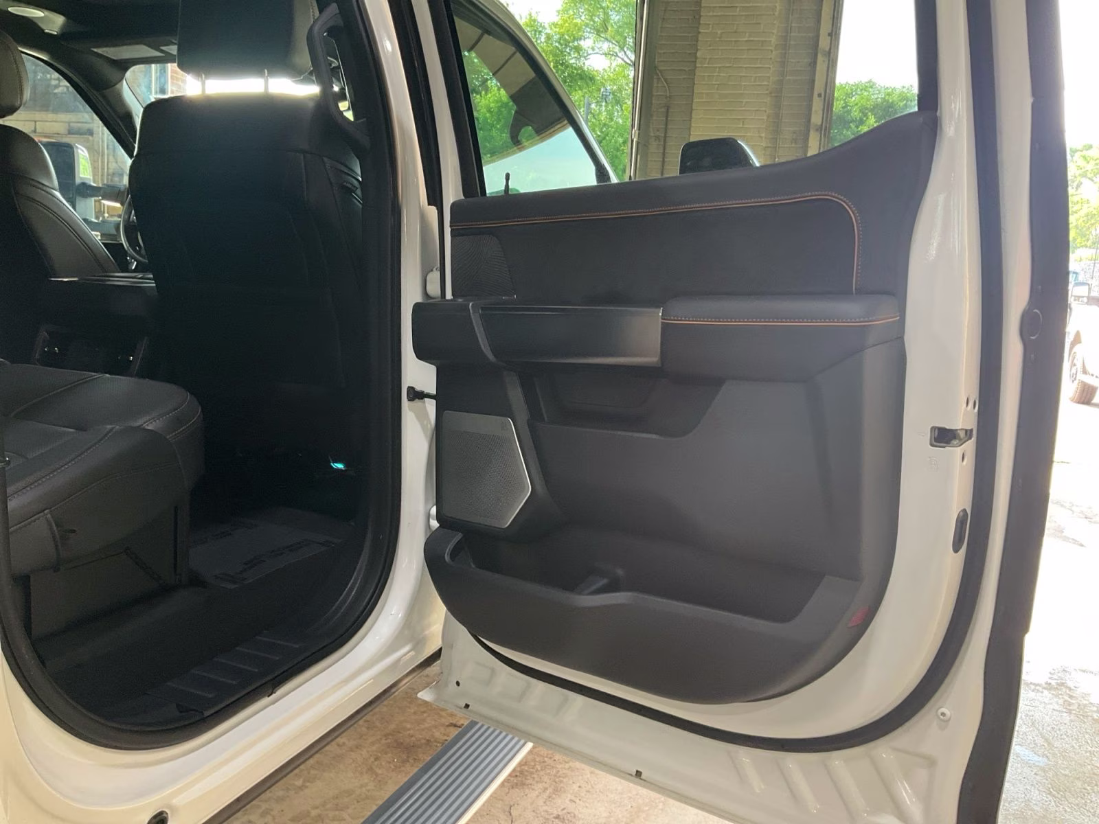 2023 Ford Super Duty F-350 SRW 4X4 Truck