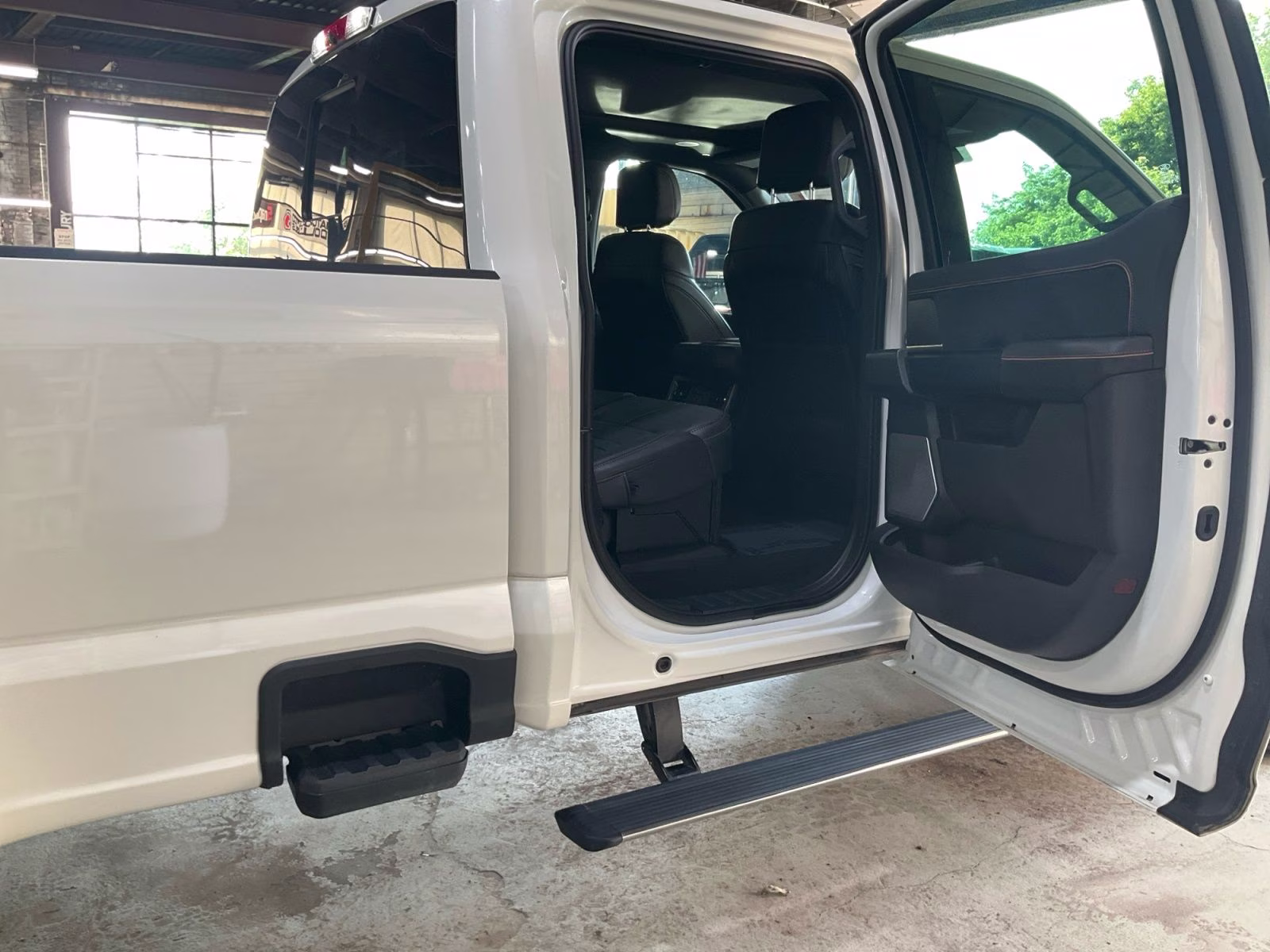 2023 Ford Super Duty F-350 SRW 4X4 Truck