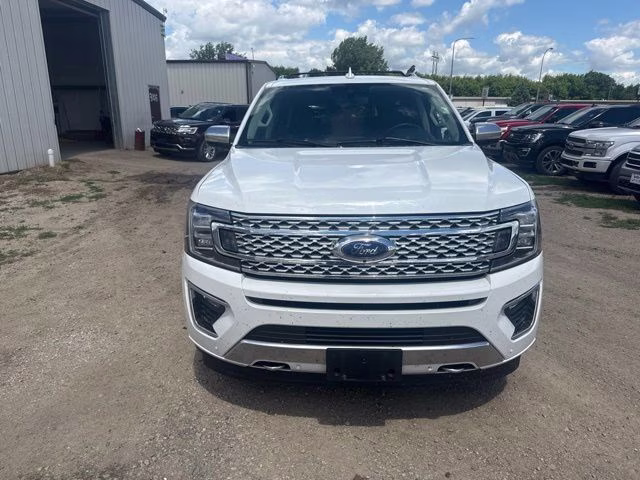 2020 White Ford Expedition Max Platinum 4X4 SUV