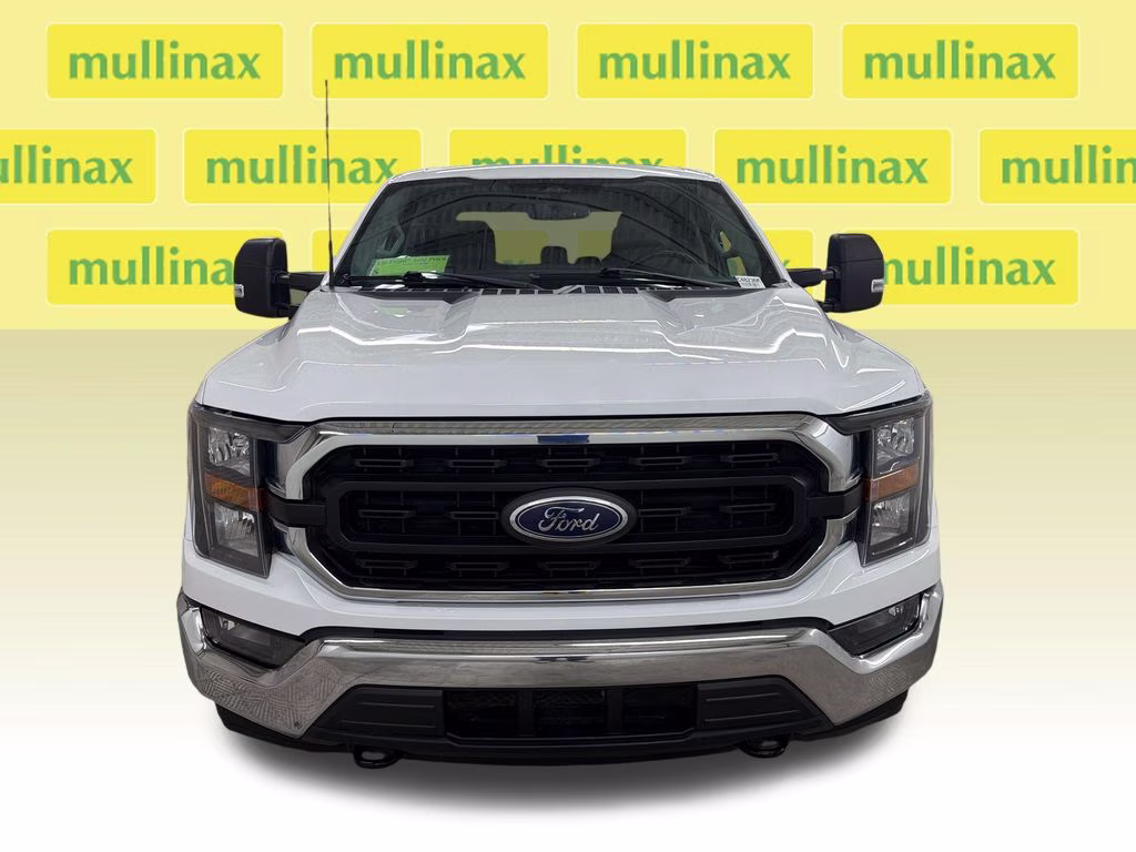 2023 Oxford White Ford F-150 XLT 4X4 Truck