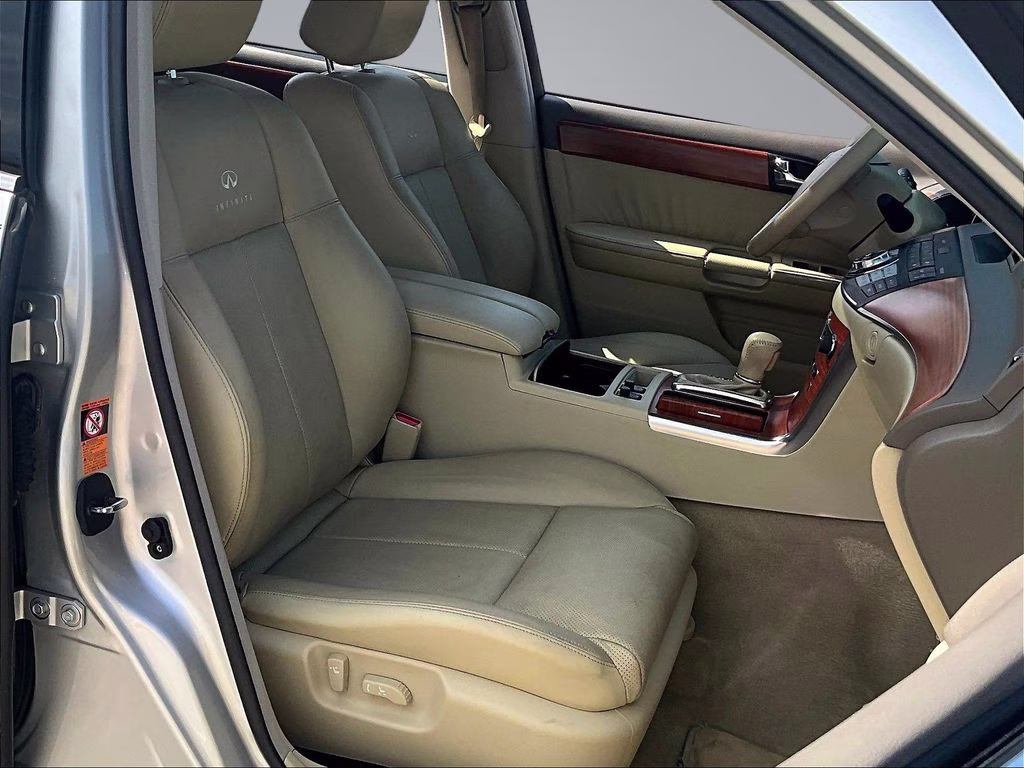 2006 Liquid Platinum Metallic INFINITI M35 Base RWD Sedan