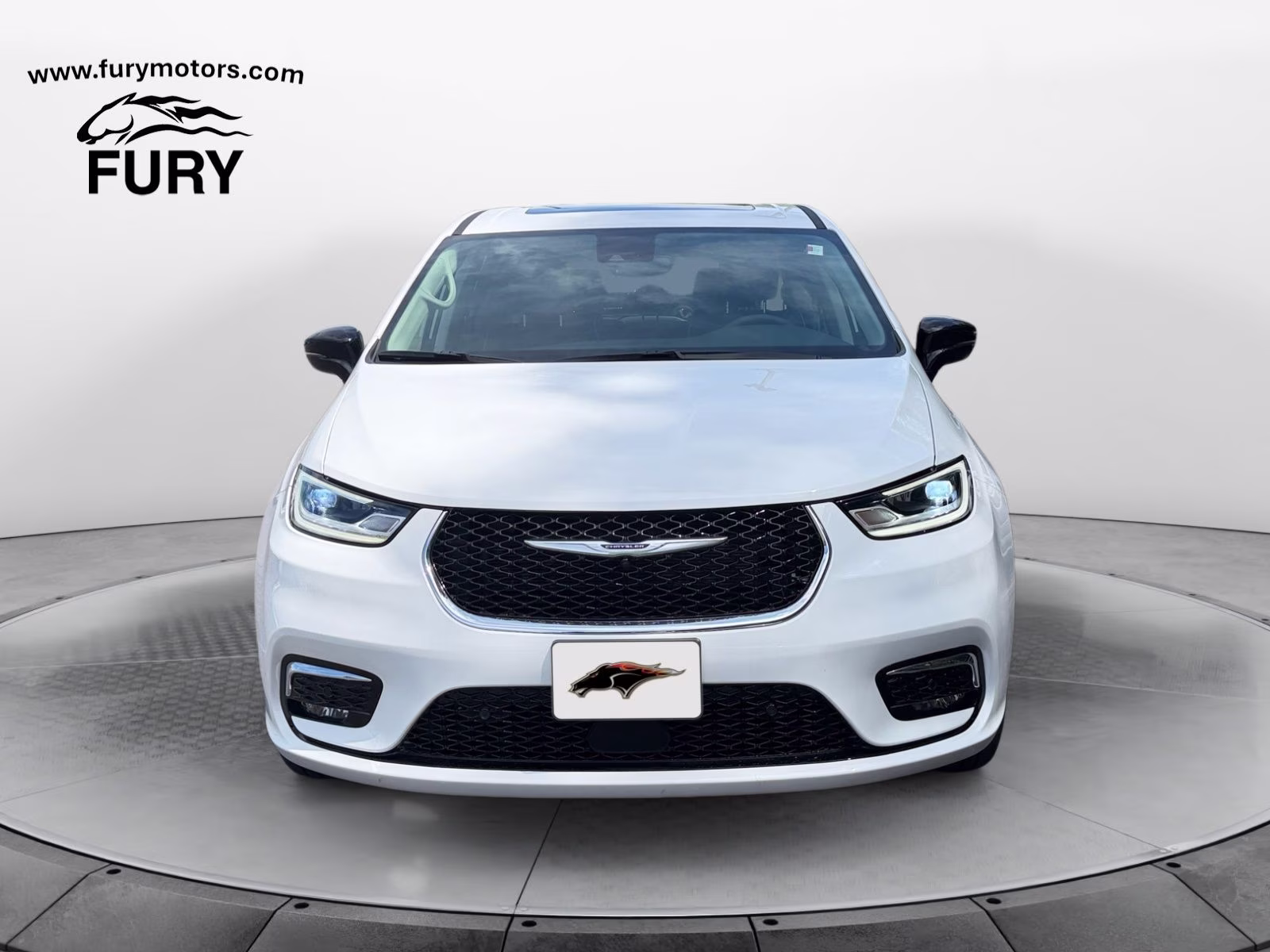 2024 Bright White Clearcoat Chrysler Pacifica Limited AWD Van