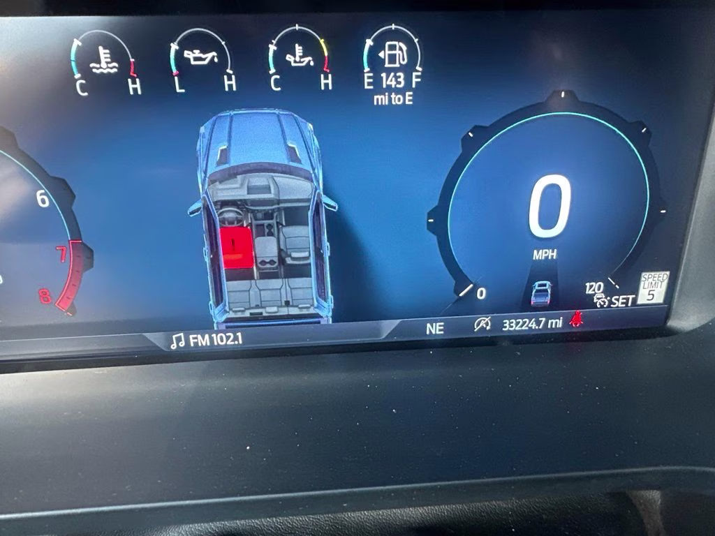 2024 Avalanche Gray Ford F-150 Lariat FX4 Black Appearance w/Tow Pkg 4X4 Truck