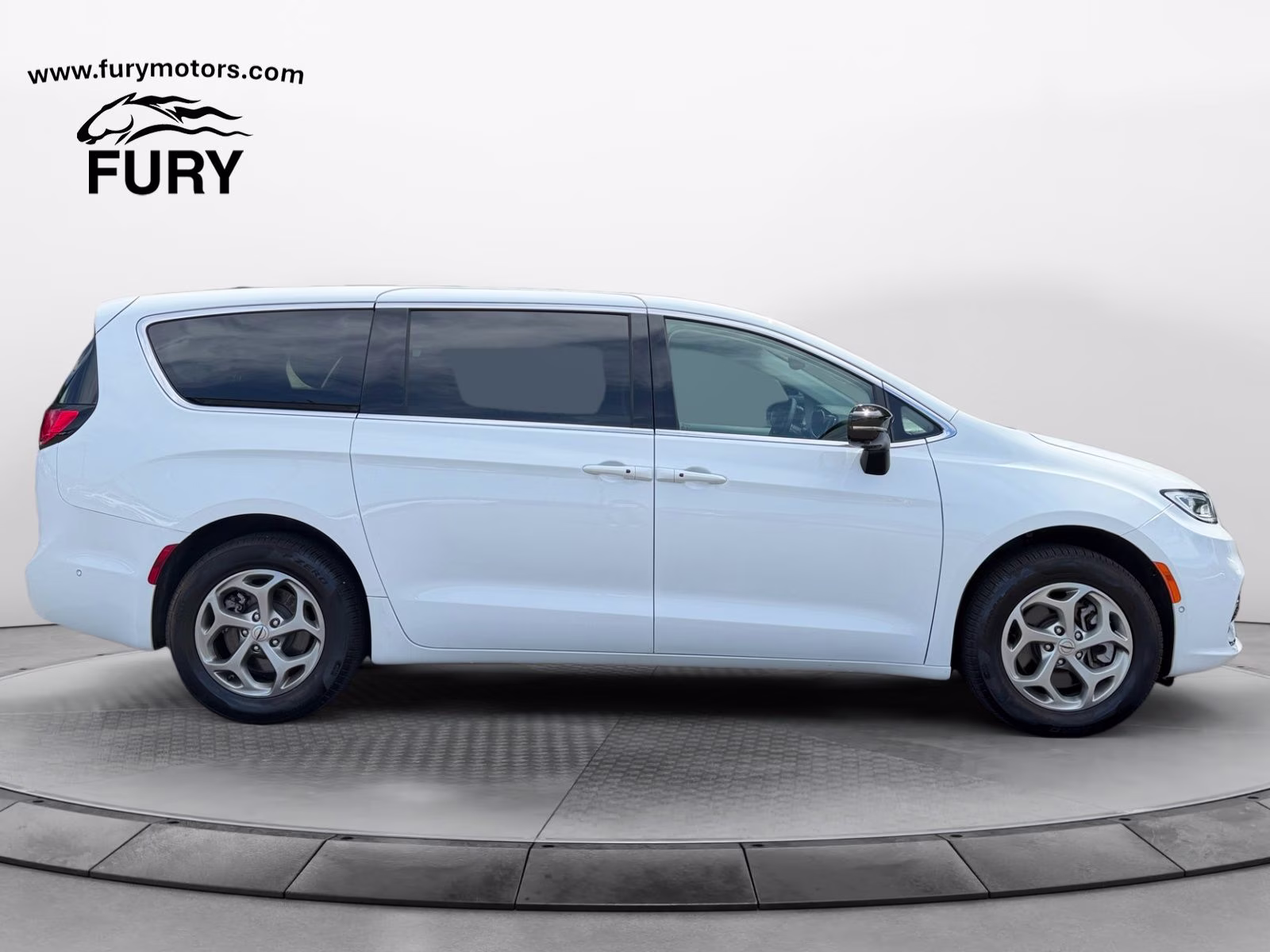 2024 Bright White Clearcoat Chrysler Pacifica Limited AWD Van