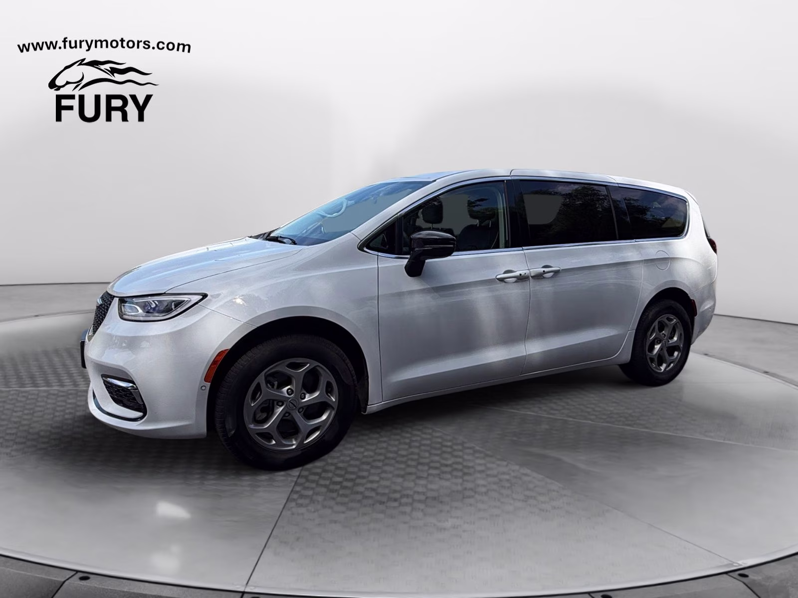 2024 Bright White Clearcoat Chrysler Pacifica Limited AWD Van