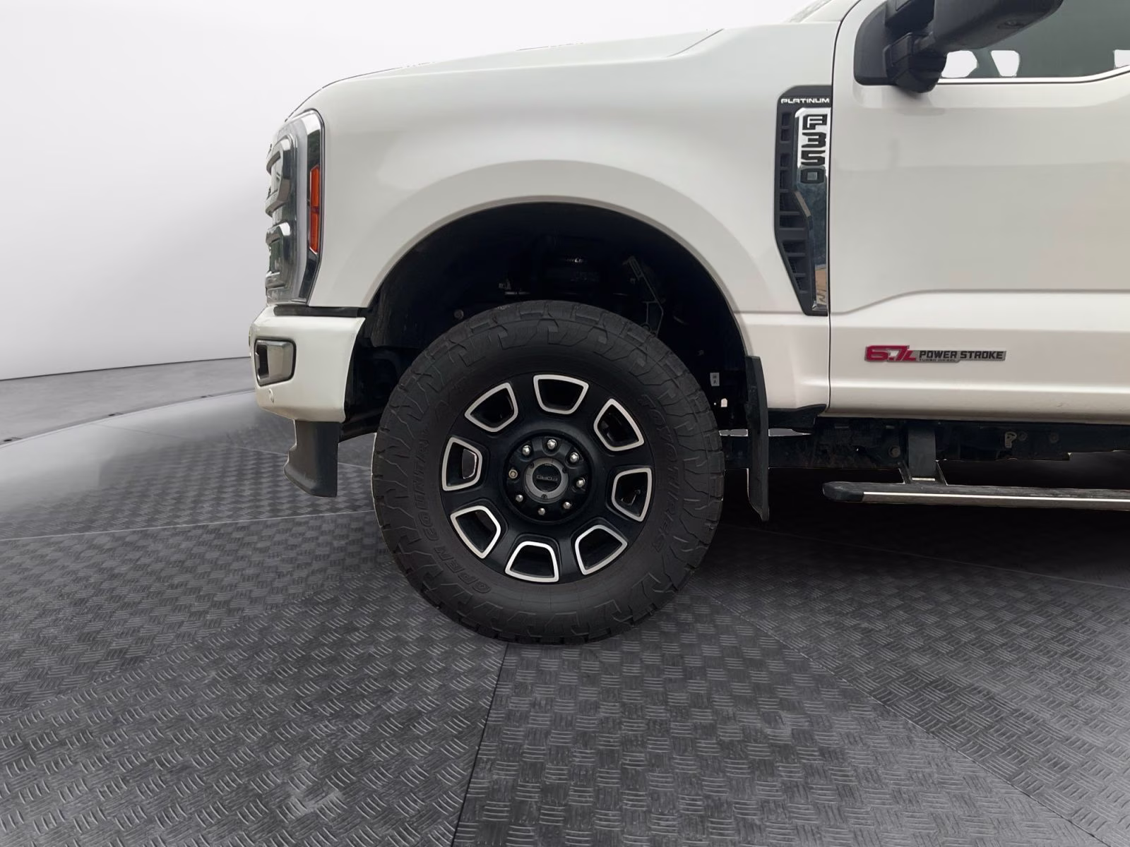 2023 Ford Super Duty F-350 SRW 4X4 Truck
