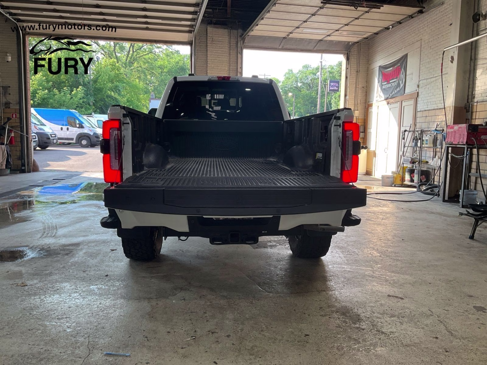 2023 Ford Super Duty F-350 SRW 4X4 Truck