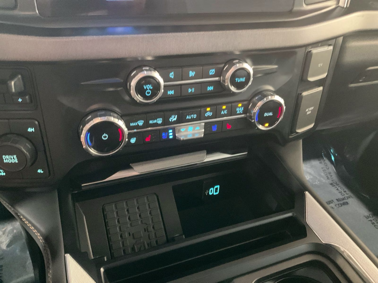 2023 Ford Super Duty F-350 SRW 4X4 Truck