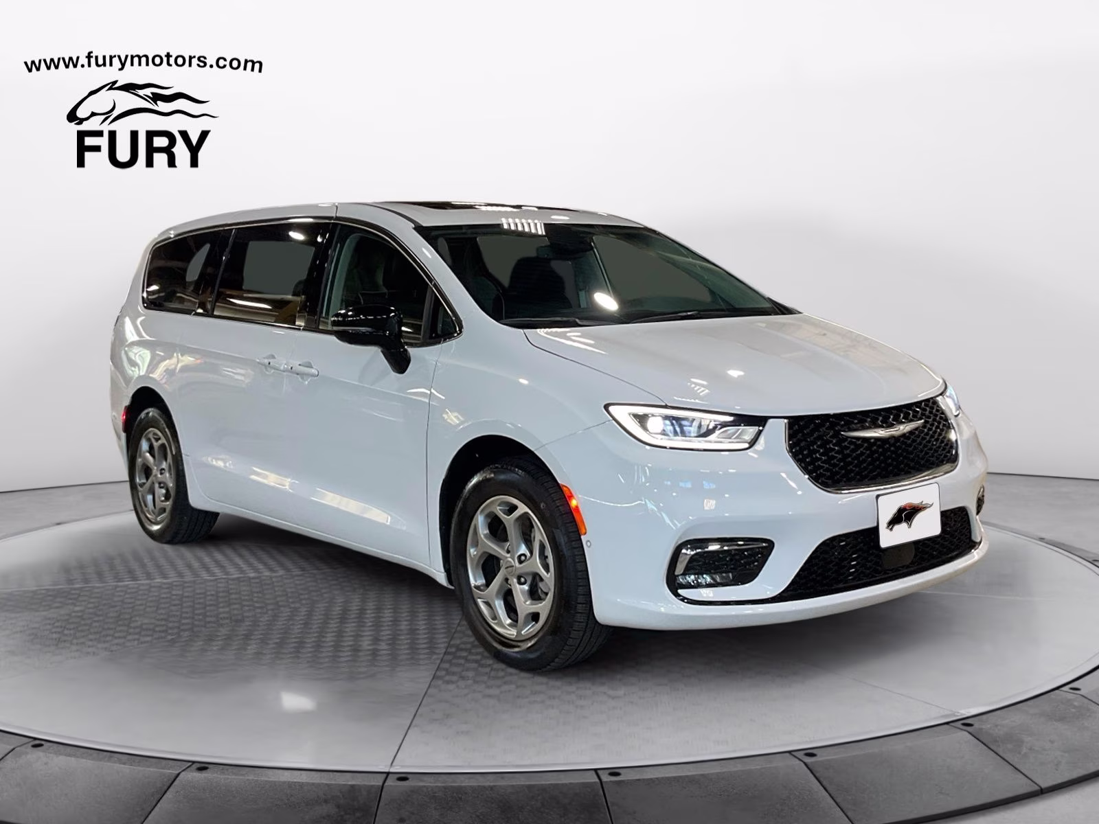 2024 Bright White Clearcoat Chrysler Pacifica Limited AWD Van