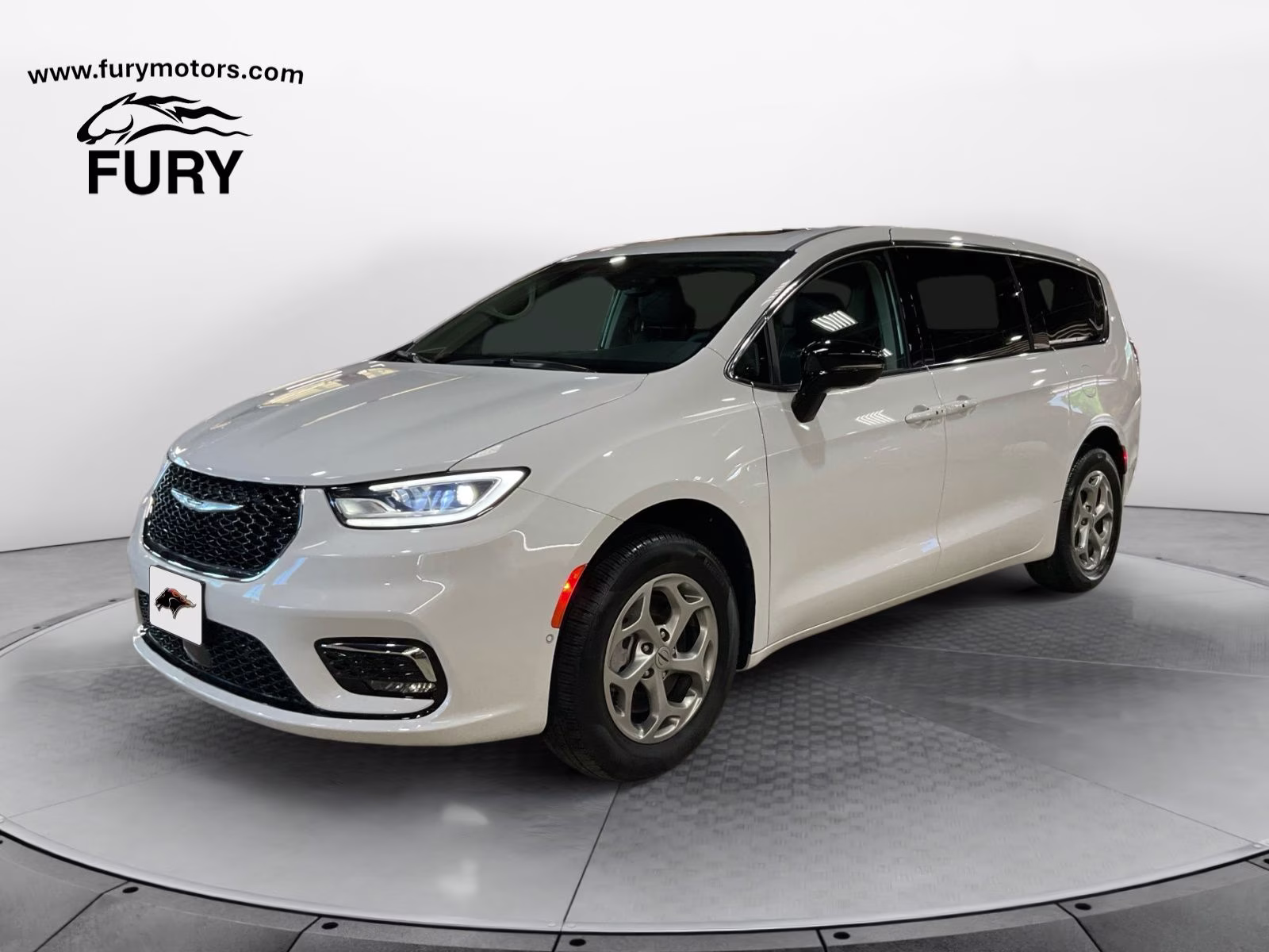 2024 Bright White Clearcoat Chrysler Pacifica Limited AWD Van