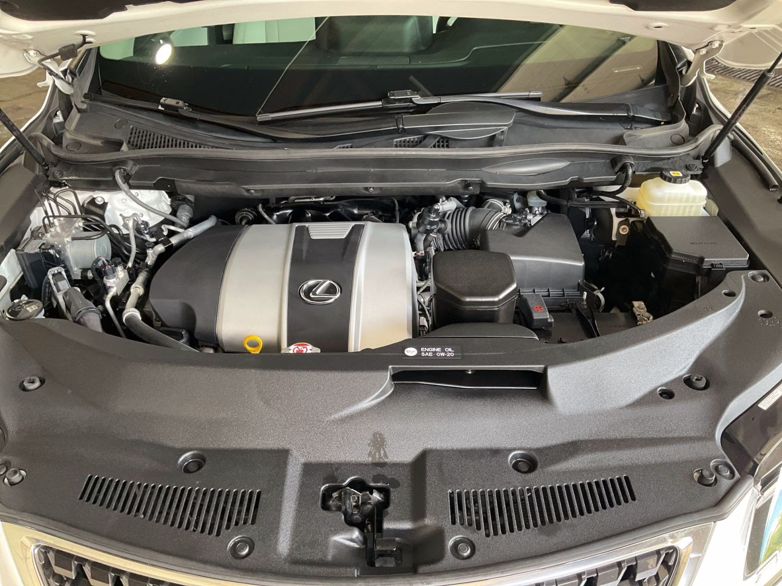 2022 White Pearl Lexus RX 350L AWD SUV