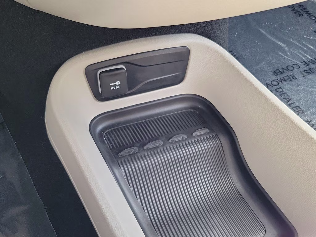 2024 Silver Mist Clearcoat Chrysler Pacifica Touring L FWD Van