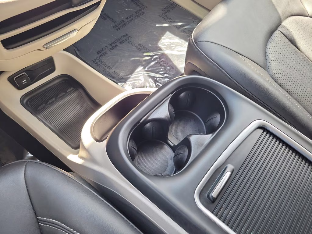 2024 Silver Mist Clearcoat Chrysler Pacifica Touring L FWD Van