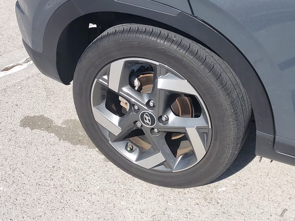 2024 Ecotronic Gray Hyundai Venue Limited FWD SUV