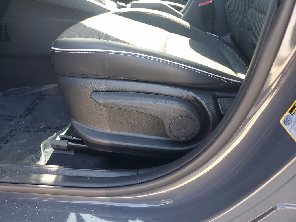 2024 Ecotronic Gray Hyundai Venue Limited FWD SUV