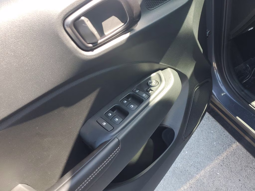 2024 Ecotronic Gray Hyundai Venue Limited FWD SUV