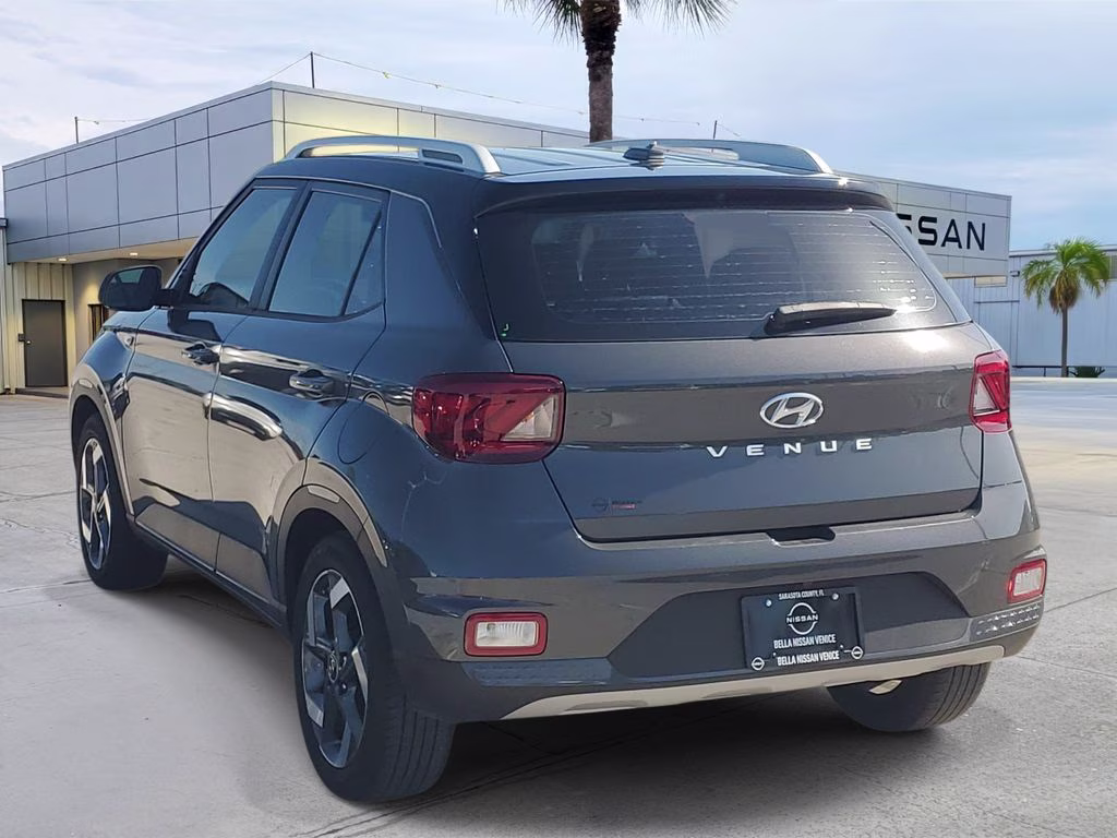 2024 Ecotronic Gray Hyundai Venue Limited FWD SUV