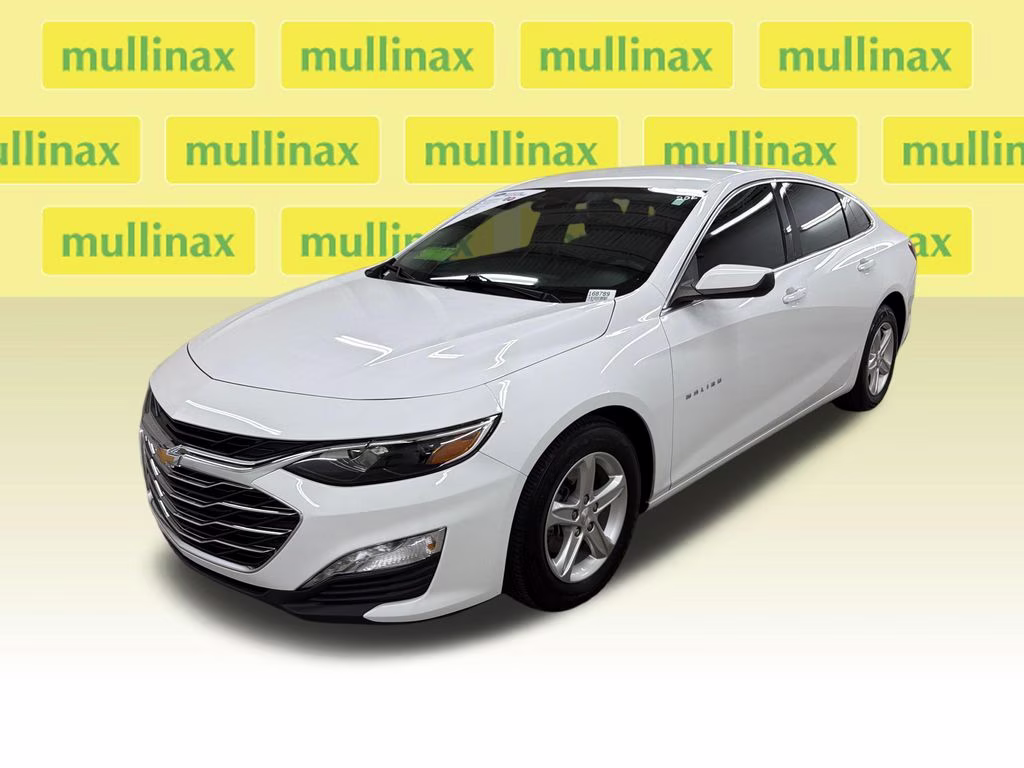 2024 Summit White Chevrolet Malibu LT FWD Sedan