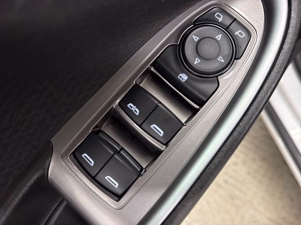 2024 Summit White Chevrolet Malibu LT FWD Sedan