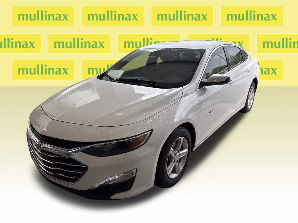 2024 Summit White Chevrolet Malibu LT FWD Sedan