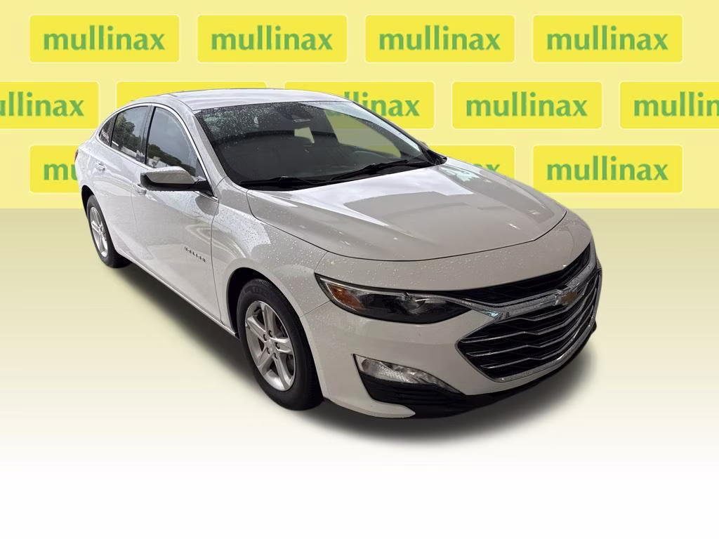 2024 Summit White Chevrolet Malibu LT FWD Sedan