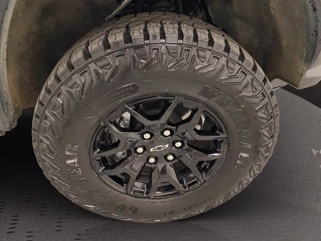 2025 Sterling Gray Metallic Chevrolet Colorado ZR2 4X4 Truck