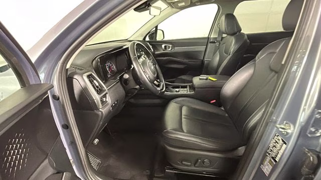 2021 Everlasting Silver Kia Sorento S FWD SUV