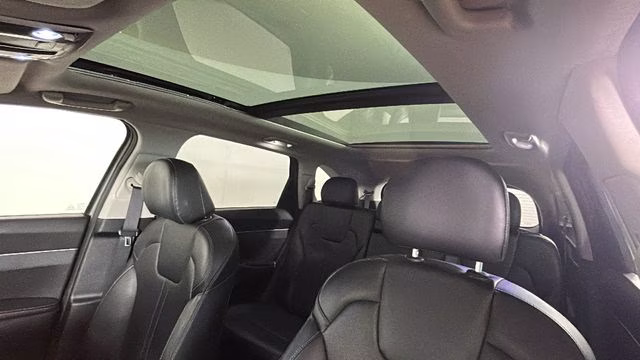 2021 Everlasting Silver Kia Sorento S FWD SUV