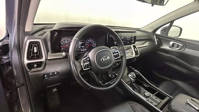 2021 Everlasting Silver Kia Sorento S FWD SUV
