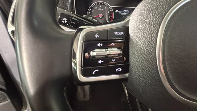 2021 Everlasting Silver Kia Sorento S FWD SUV