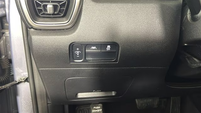 2021 Everlasting Silver Kia Sorento S FWD SUV