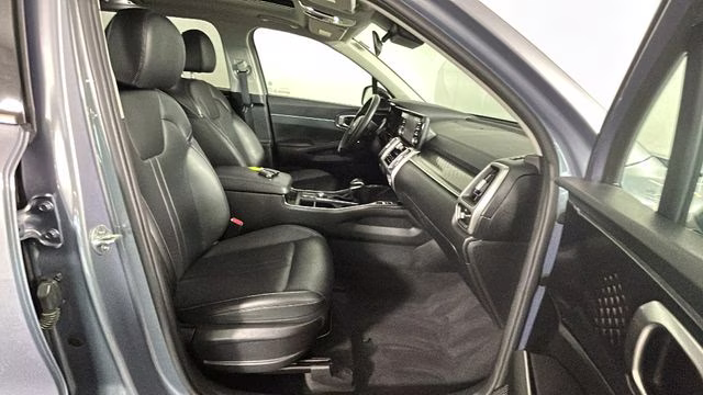 2021 Everlasting Silver Kia Sorento S FWD SUV