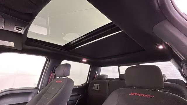 2018 Oxford White Ford F-150 XLT 4X4 Truck
