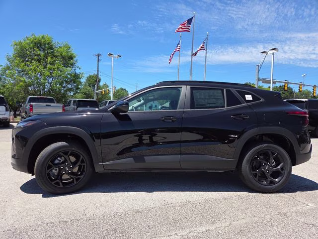 2026 Mosaic Black Metallic Chevrolet Trax LT FWD SUV