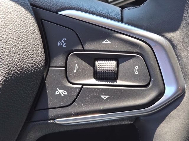 2026 Mosaic Black Metallic Chevrolet Trax LT FWD SUV