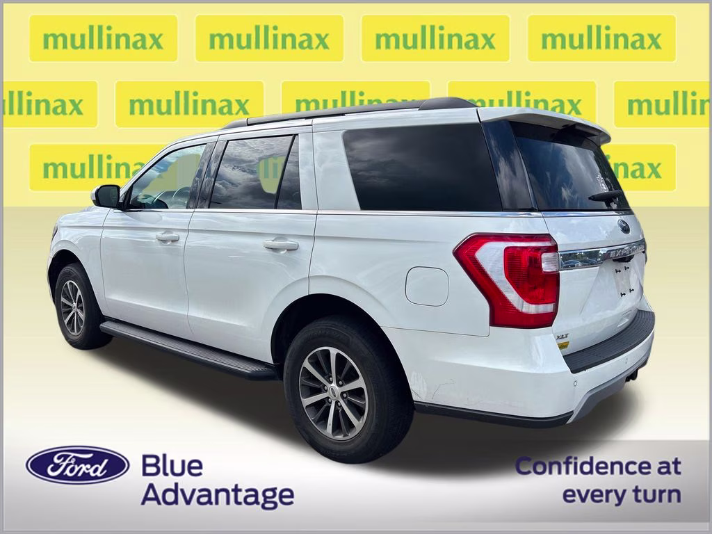 2021 Star White Metallic Tri-Coat Ford Expedition XLT RWD SUV