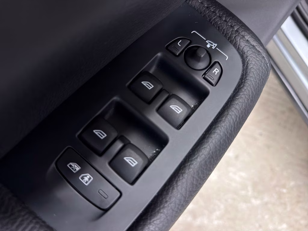 2019 Osmium Gray Metallic Volvo XC60 T5 Inscription FWD SUV