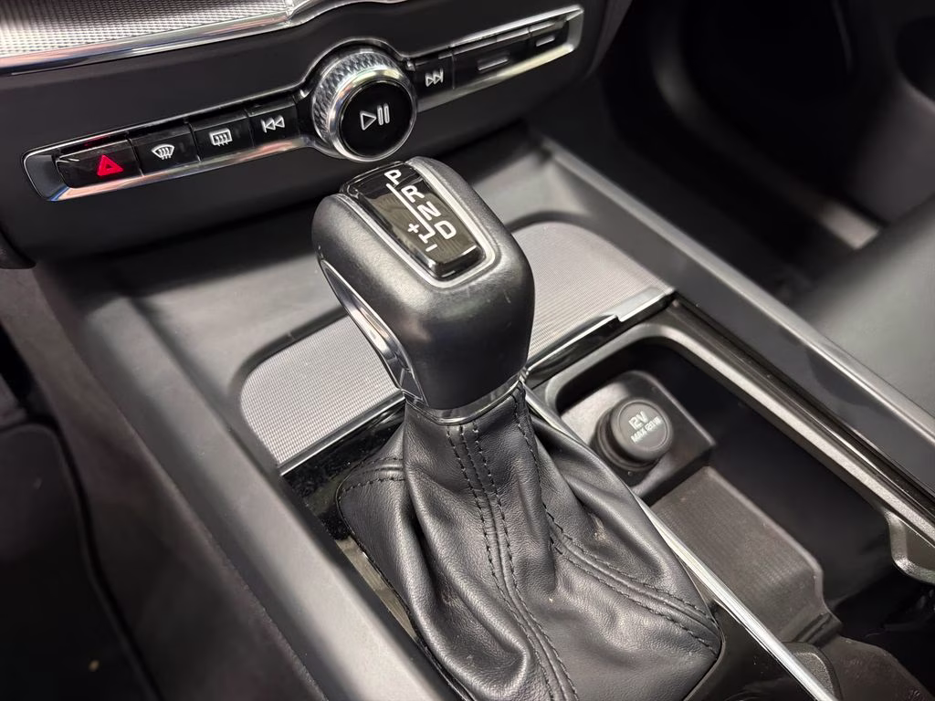 2019 Osmium Gray Metallic Volvo XC60 T5 Inscription FWD SUV