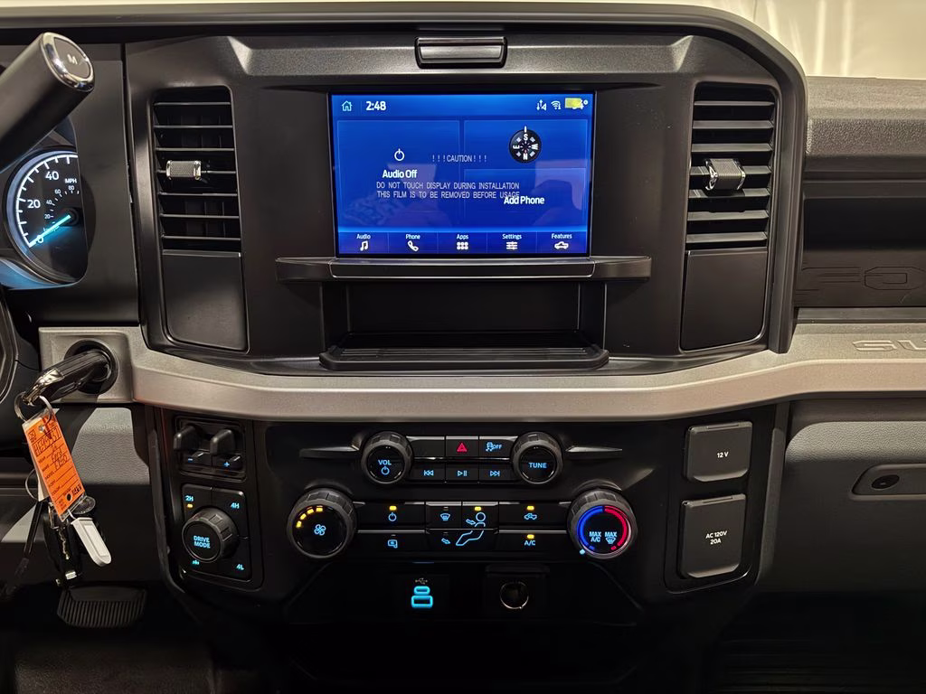 2026 Oxford White Ford Super Duty F-250 SRW XL 4X4 Truck