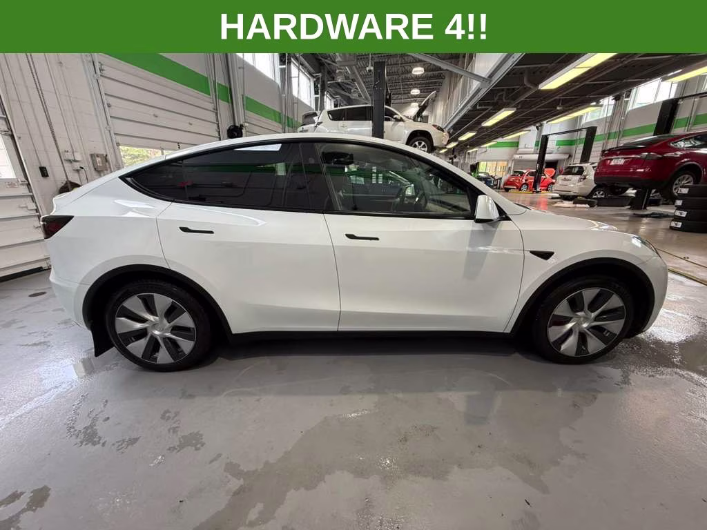 2024 Pearl White Multi-Coat Tesla Model Y Long Range AWD SUV