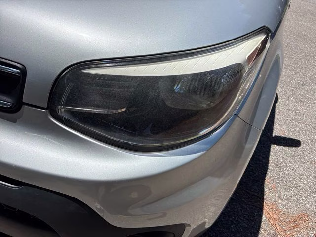 2018 Bright Silver Kia Soul Base FWD Hatchback