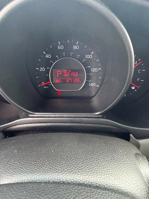 2018 Bright Silver Kia Soul Base FWD Hatchback
