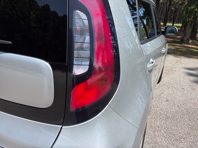 2018 Bright Silver Kia Soul Base FWD Hatchback