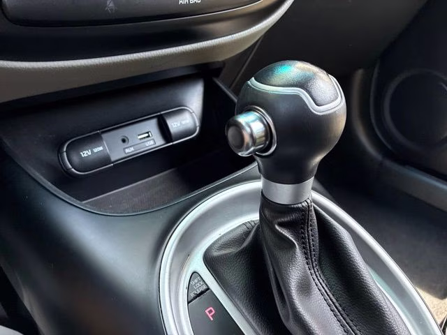 2018 Bright Silver Kia Soul Base FWD Hatchback